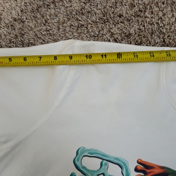 Burberry White Frog Graphic T-Shirt - Picture 4 of 7